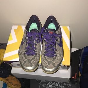 kobe basketball shoes